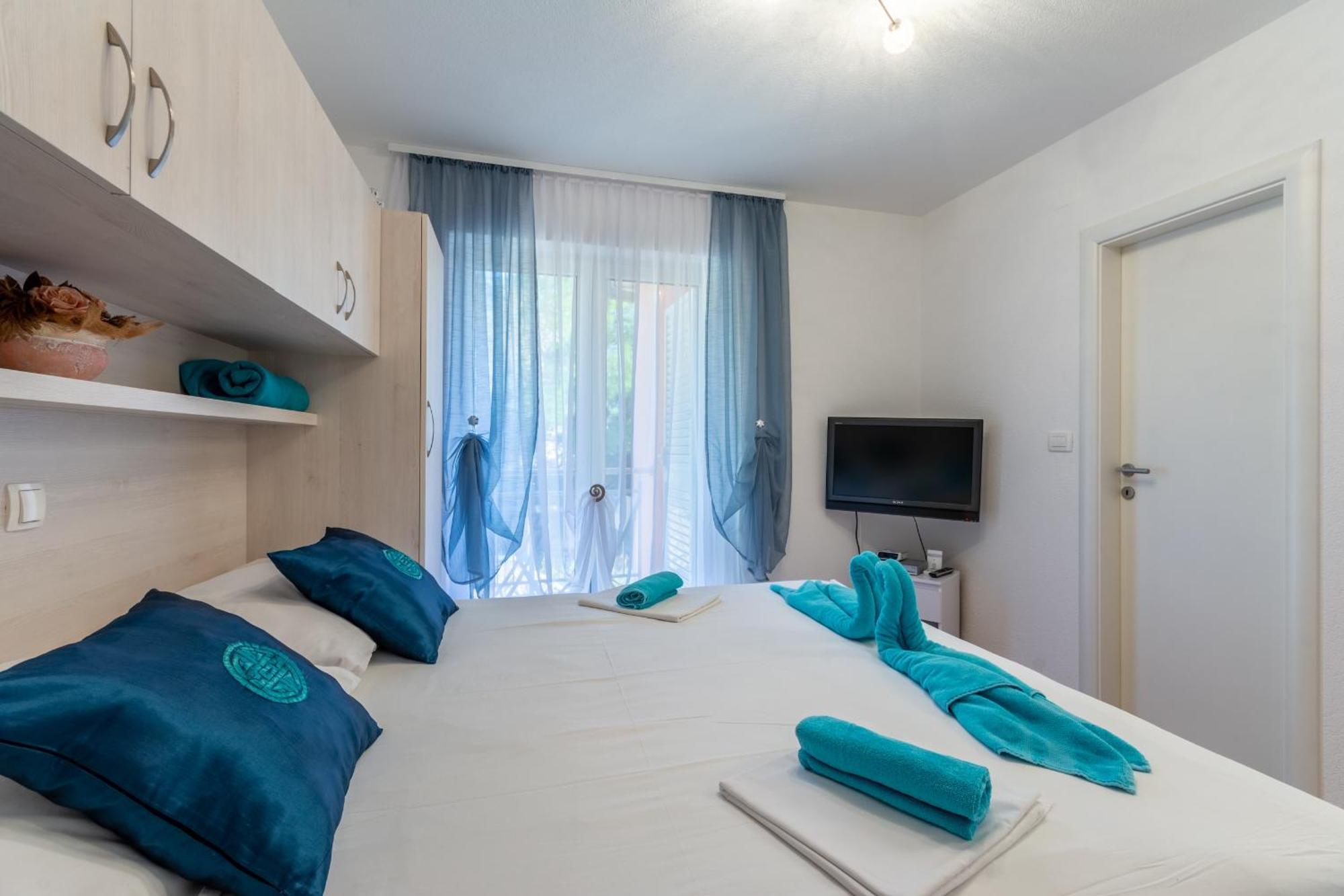 Family Friendly Apartments With A Swimming Pool Stanici, Omis - 18676 Zimmer foto